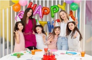 Fiver Birthday Party Ideas for a Fun, Clutter-Free Celebration