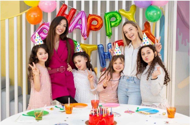 Fiver Birthday Party Ideas for a Fun, Clutter-Free Celebration