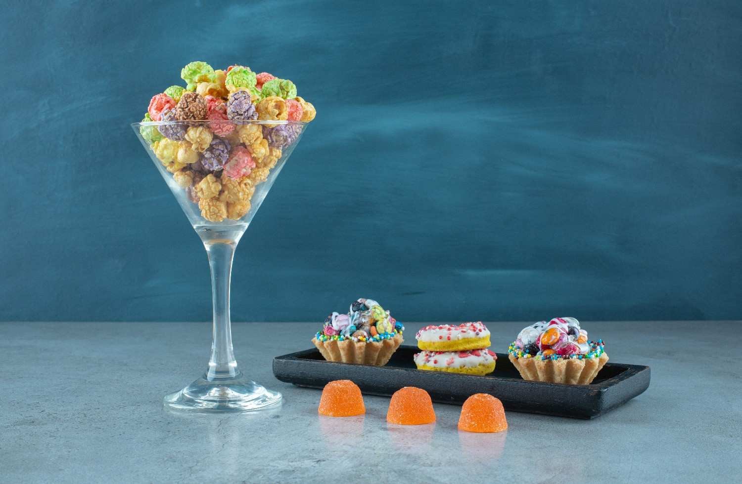 Modern Low-Sugar Cakes for Birthdays